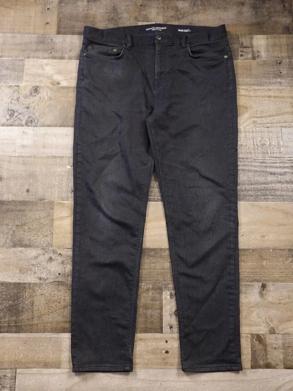 Banana Republic Traveler Athletic Tapered‎ Jeans Men’s 36x32 Black Stretch